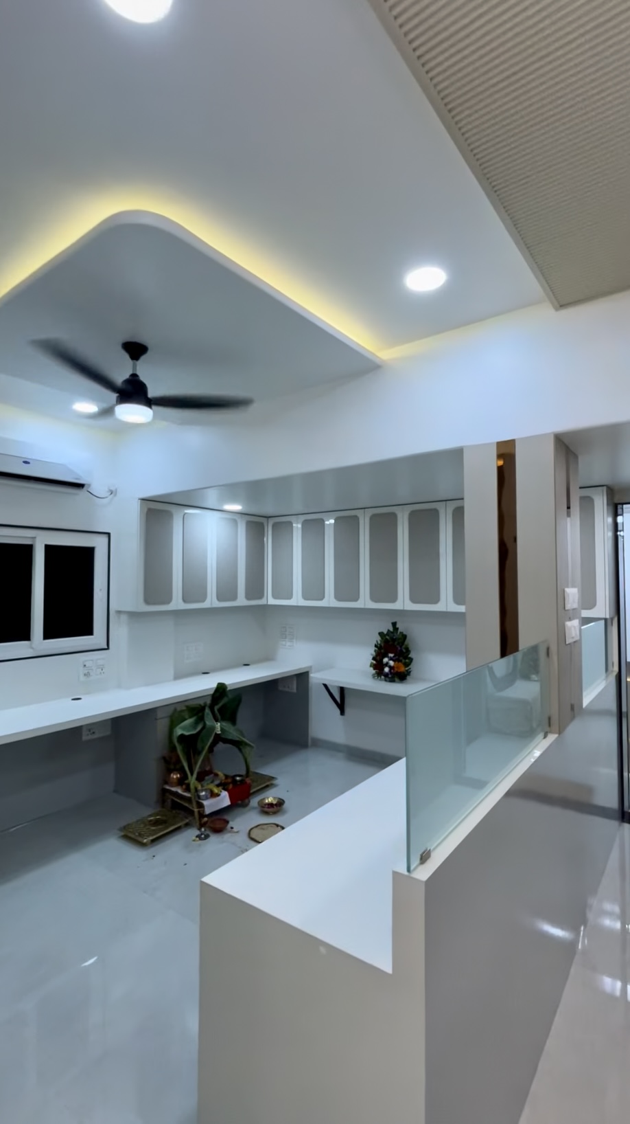 Mezzanine workspace and pantry area